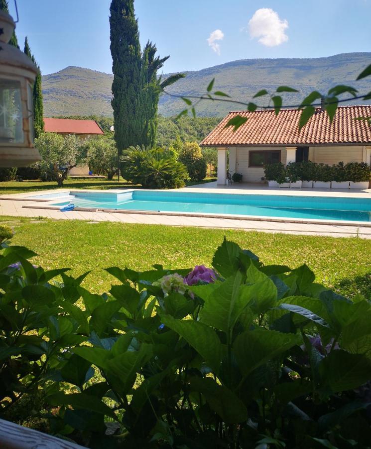 Villetta Blue Garden Sonnino ภายนอก รูปภาพ