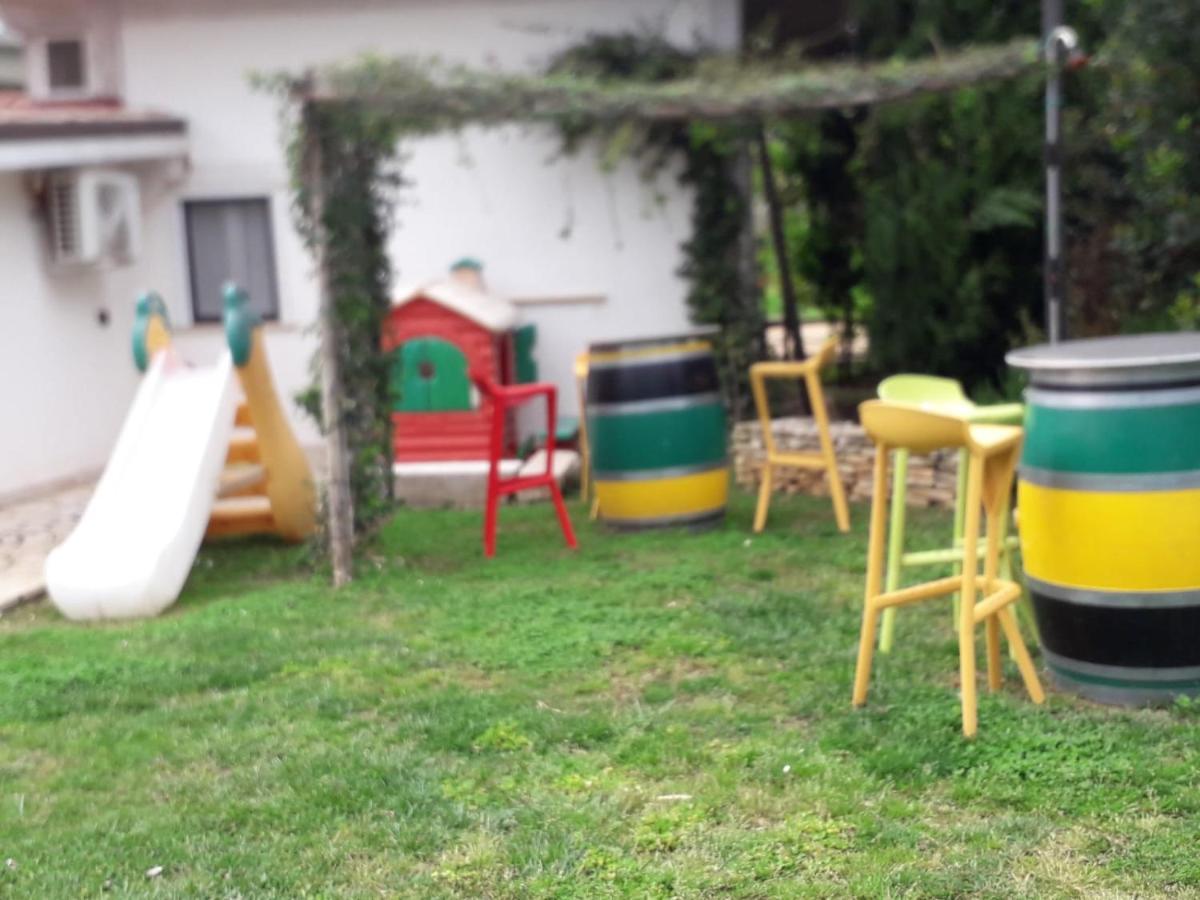 Villetta Blue Garden Sonnino ภายนอก รูปภาพ